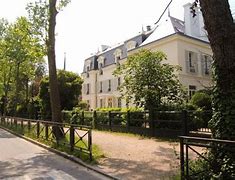 Ermitage International School of France Ermitage International School of France