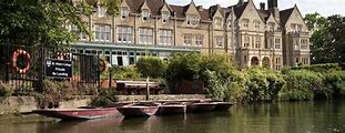 St. Hilda's College St. Hilda's College