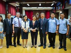 Tianjin Xinhua Middle School French class Tianjin Xinhua Middle School French class