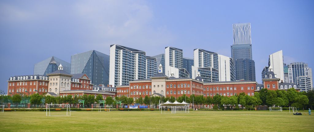 Wellington College International Shanghai Wellington College International Shanghai